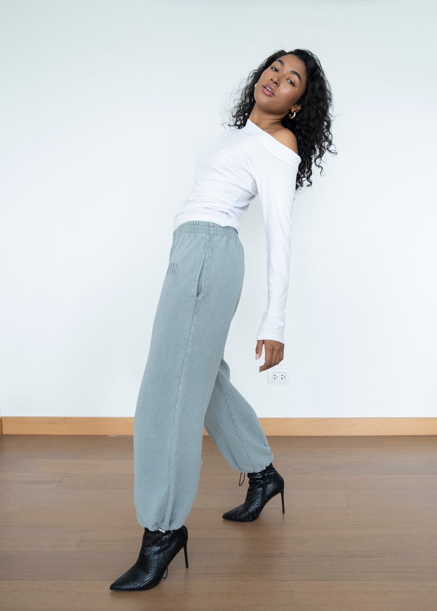 The Oversize Classic Jogger - Fit Petite